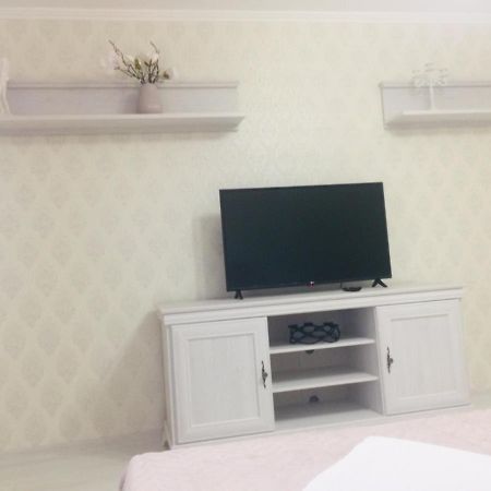 Classic Apartment Boryspil Bagian luar foto