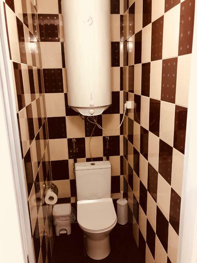 Classic Apartment Boryspil Bagian luar foto